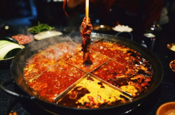 娱乐吃瓜酱吃火锅小说,娱乐吃瓜酱的奇幻美食之旅
